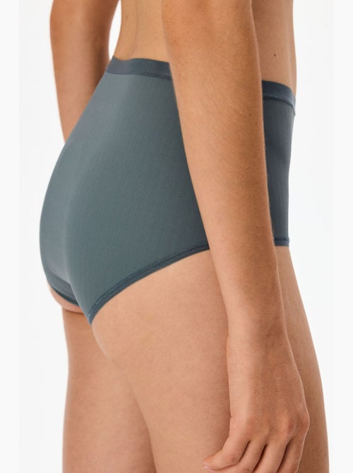 Essentials slip met hoge taille penti - Kiabi Essentials slip met hoge taille penti - Kiabi