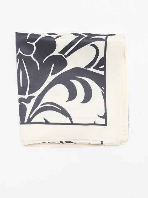 Fantasierijke satijnen sjaal (65x65 cm) - Kiabi