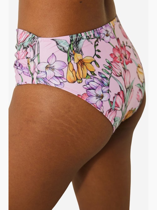 Filipa bikinibroekje met bloemenprint en twist penti - Kiabi Filipa bikinibroekje met bloemenprint en twist penti - Kiabi