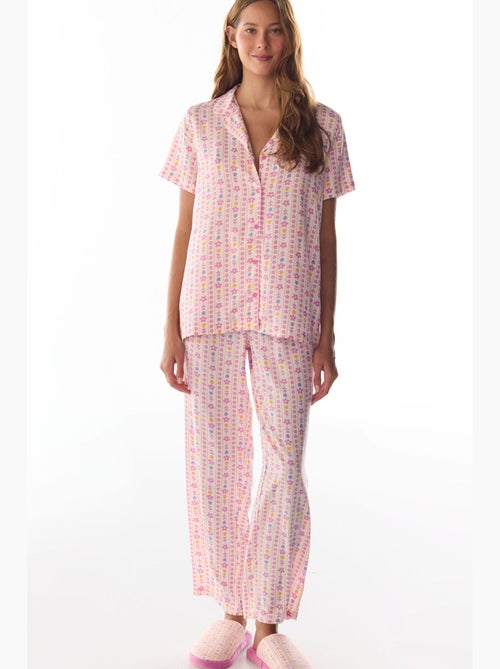 Flora bloemenprint korte mouwen pyjamaset met hemd en broek penti - Kiabi Flora bloemenprint korte mouwen pyjamaset met hemd en broek penti - Kiabi