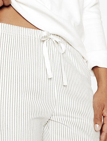Fluffy pluish pyjamabroek multikleur wit