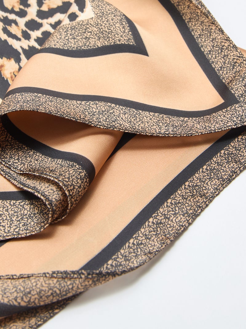 Foulard à motifs - 70 x 70 cm Marron - Kiabi