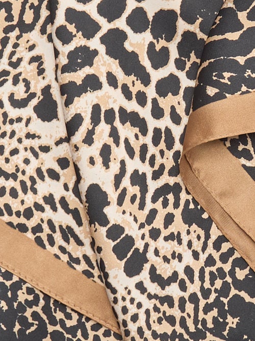 Foulard imprimé 'léopard' - Kiabi Foulard imprimé 'léopard' - Kiabi