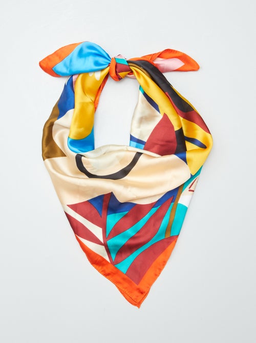 Foulard satiné 'fleuri' - Kiabi