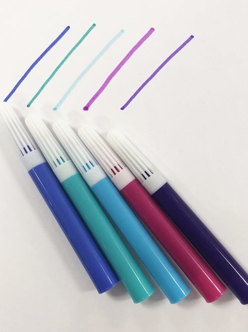 Frozen elektronisch geheim dagboek met verlichting en accessoires (stickers, pen, kleurpen) - Kiabi Frozen elektronisch geheim dagboek met verlichting en accessoires (stickers, pen, kleurpen) - Kiabi