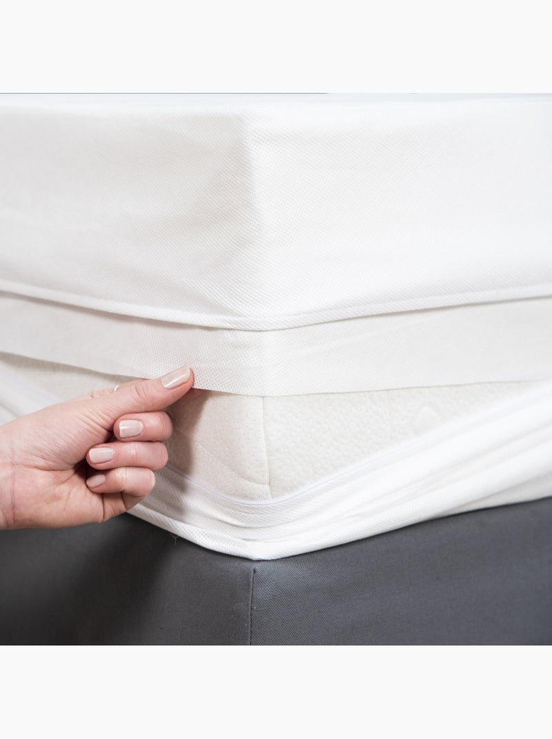 Future Home - Housse intégrale anti punaise de lit bonnets 27 cm Blanc - Kiabi