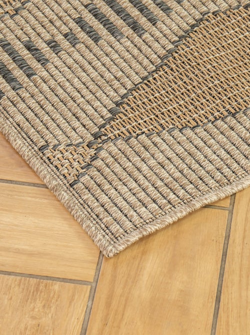 Future Home - Tapis déco intérieur et extérieur ethnique - Kiabi Future Home - Tapis déco intérieur et extérieur ethnique - Kiabi