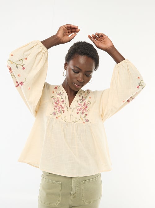 Gebloemde blouse met borduursel - Kiabi