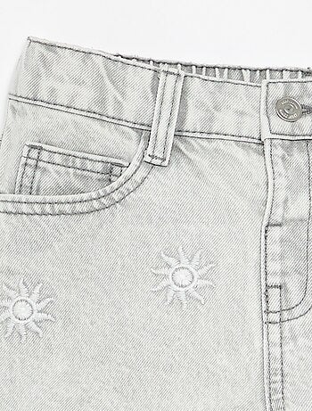 Geborduurd denim short
