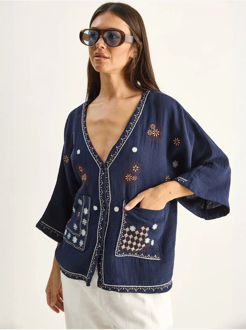 Geborduurde katoenen crêpe blouse met v-hals lucci Marineblauw - Kiabi