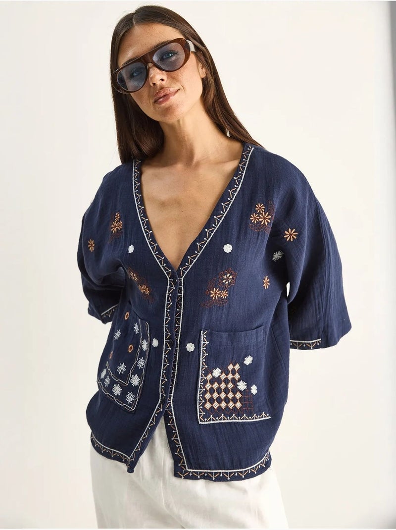 Geborduurde katoenen crêpe blouse met v-hals lucci Marineblauw - Kiabi