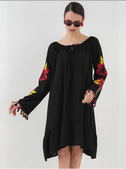 Geborduurde midi-jurk bdart - Kiabi Geborduurde midi-jurk bdart - Kiabi