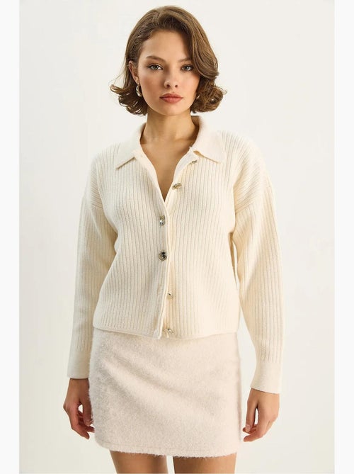Gebreid vest met knoopsluiting lucci - Kiabi Gebreid vest met knoopsluiting lucci - Kiabi