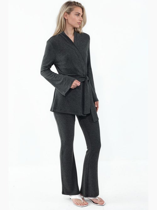 Gebreid vest met ribstructuur en ceintuur busem - Kiabi Gebreid vest met ribstructuur en ceintuur busem - Kiabi
