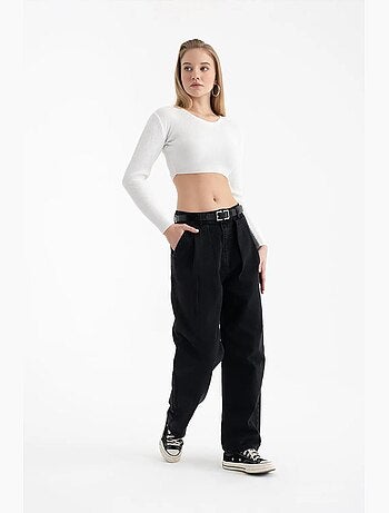 Gebreide geribbelde crop top met ronde hals en lange mouwen