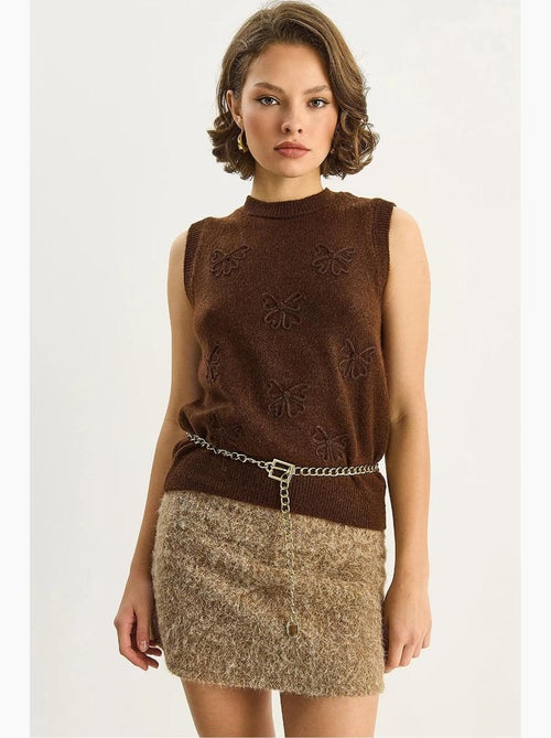 Gebreide sweater-vest met borduursel lucci - Kiabi Gebreide sweater-vest met borduursel lucci - Kiabi