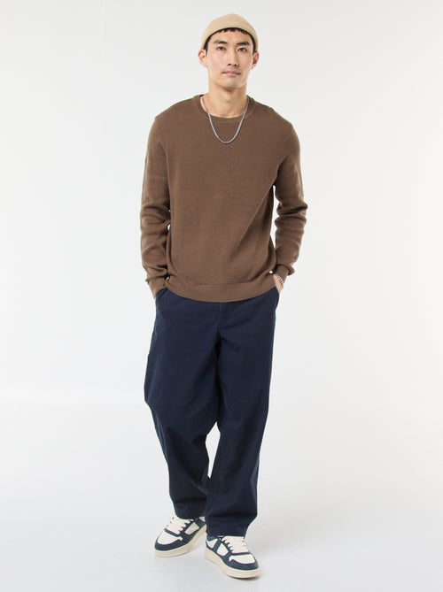 Gebreide trui met ronde hals en fantasiepatroontje - Kiabi Gebreide trui met ronde hals en fantasiepatroontje - Kiabi