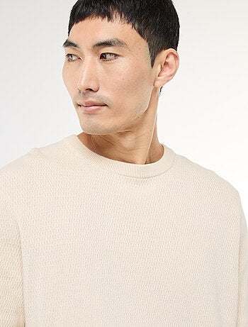 Gebreide trui met ronde hals en fantasiepatroontje