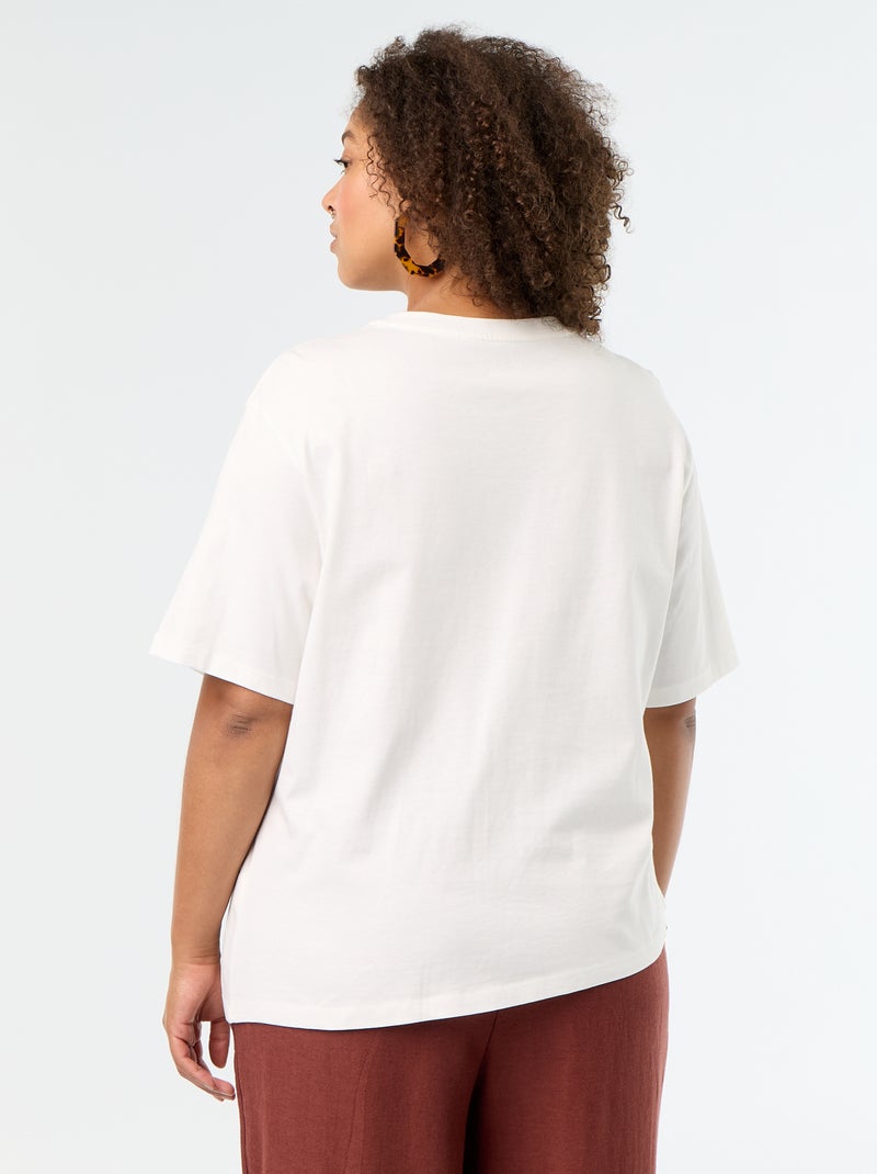 Gedrapeerd T-shirt met goudkleurige broche Wit - Kiabi