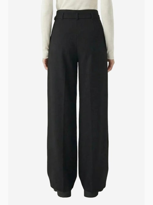 Geplooide broek met riem en wijde pijpen istanbul - Kiabi Geplooide broek met riem en wijde pijpen istanbul - Kiabi