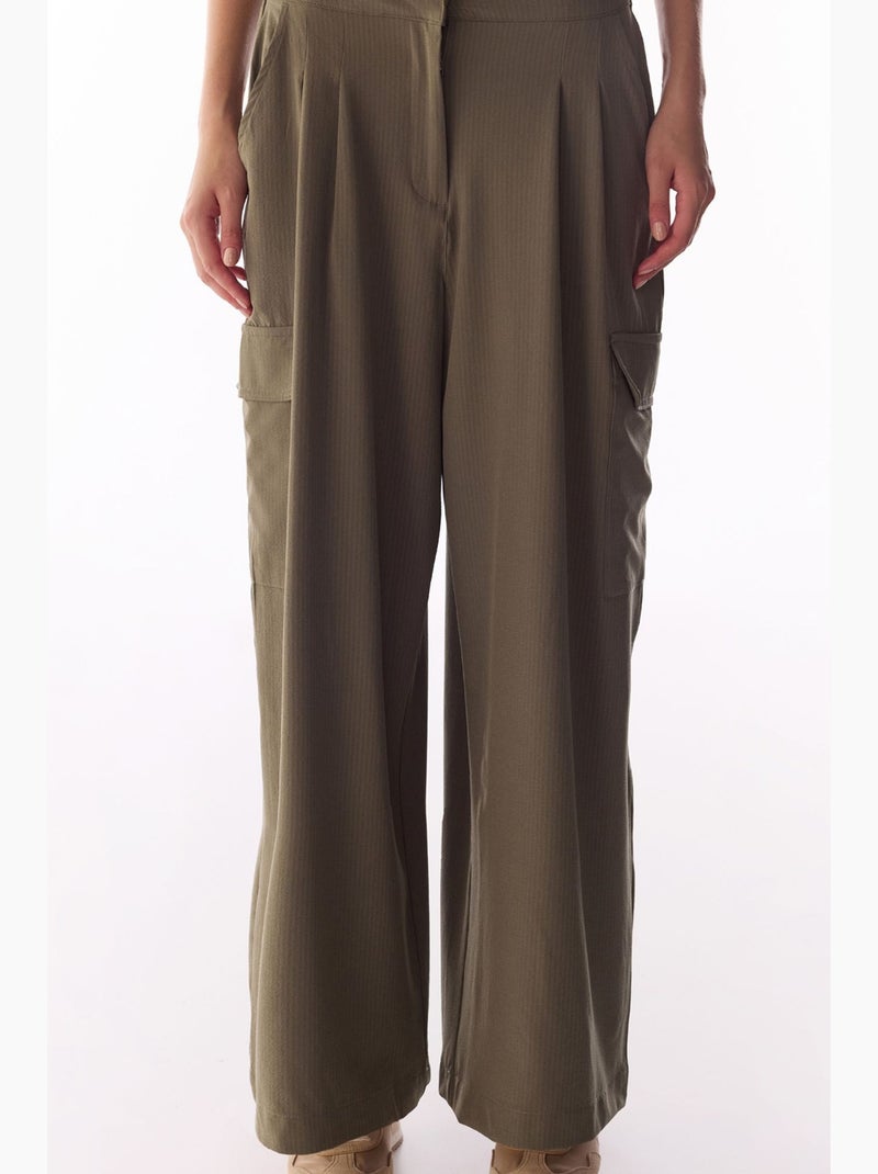 Gepofte high-waist cargobroek met plooien penti Kaki - Kiabi