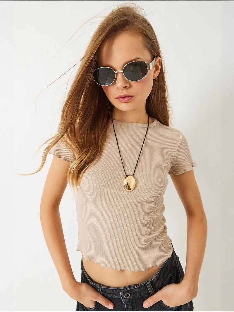Geribbeld crop t-shirt met ronde hals en golvende rand. Lucci Klei-beige - Kiabi
