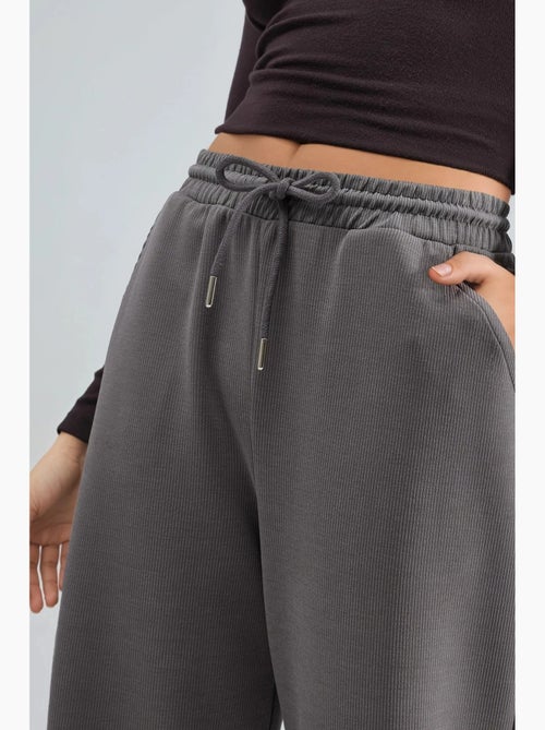 Geribde broek met trekkoord in de taille busem - Kiabi