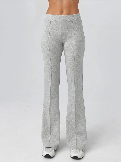 Geribde elastische flared broek busem - Kiabi Geribde elastische flared broek busem - Kiabi