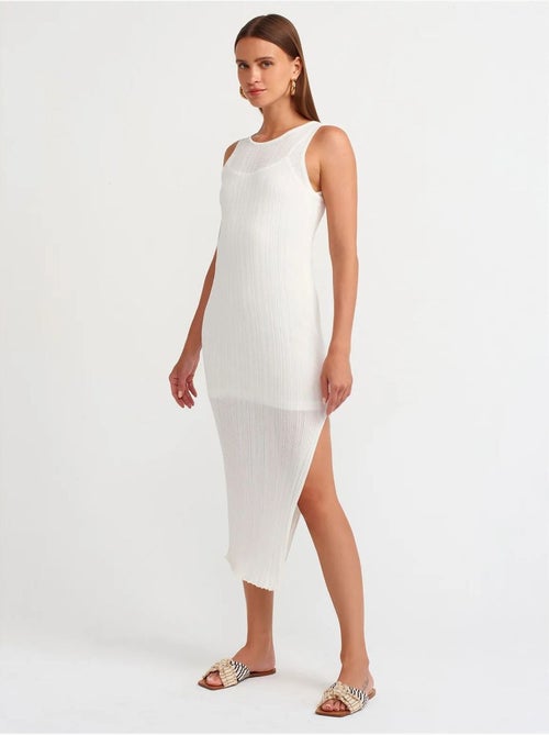 Geribde mouwloze bodycon midi-jurk dilvin - Kiabi Geribde mouwloze bodycon midi-jurk dilvin - Kiabi