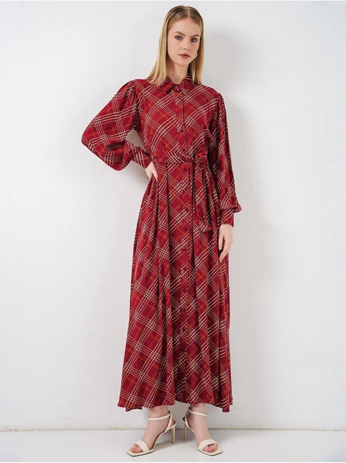 Geruite midi blousejurk met knoopsluiting bdart - Kiabi Geruite midi blousejurk met knoopsluiting bdart - Kiabi