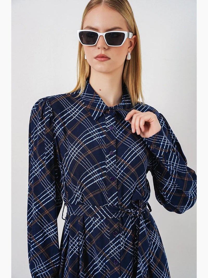 Geruite midi blousejurk met knoopsluiting bdart Marineblauw - Kiabi