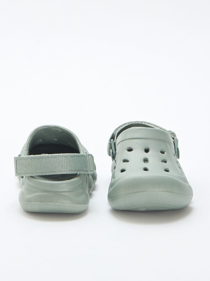 Gesloten effen strandmuiltjes Groen - Kiabi