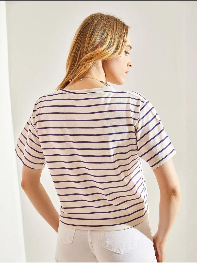 Gestreept cropped t-shirt met boxy pasvorm en ronde hals lucci Auberginepaars - Kiabi
