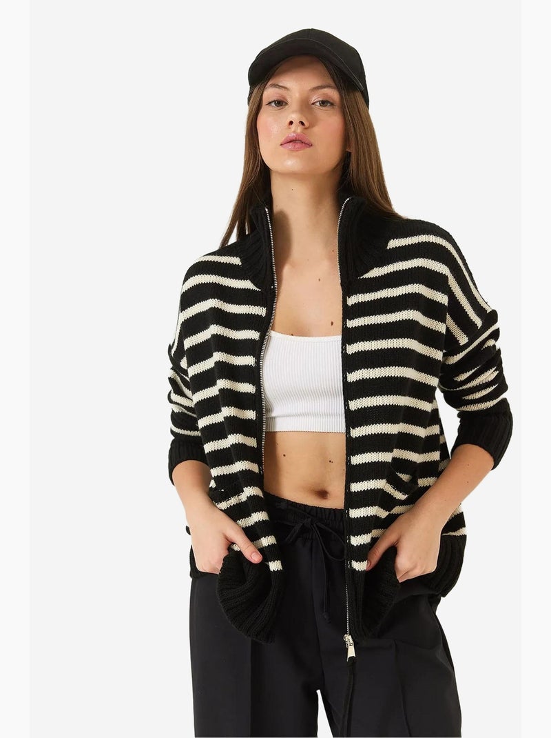 Gestreept gebreid vest met ritssluiting en zakken lucci Multicolor - Kiabi