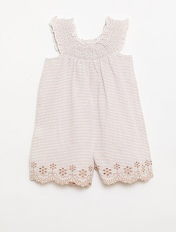 Gestreept seersucker playsuit met smockwerk en borduursels