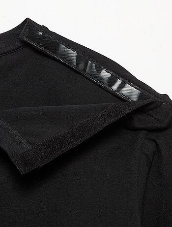 Gestreept T-shirt met klittenbandsluiting op de schouder - makkelijk aan te trekken collectie