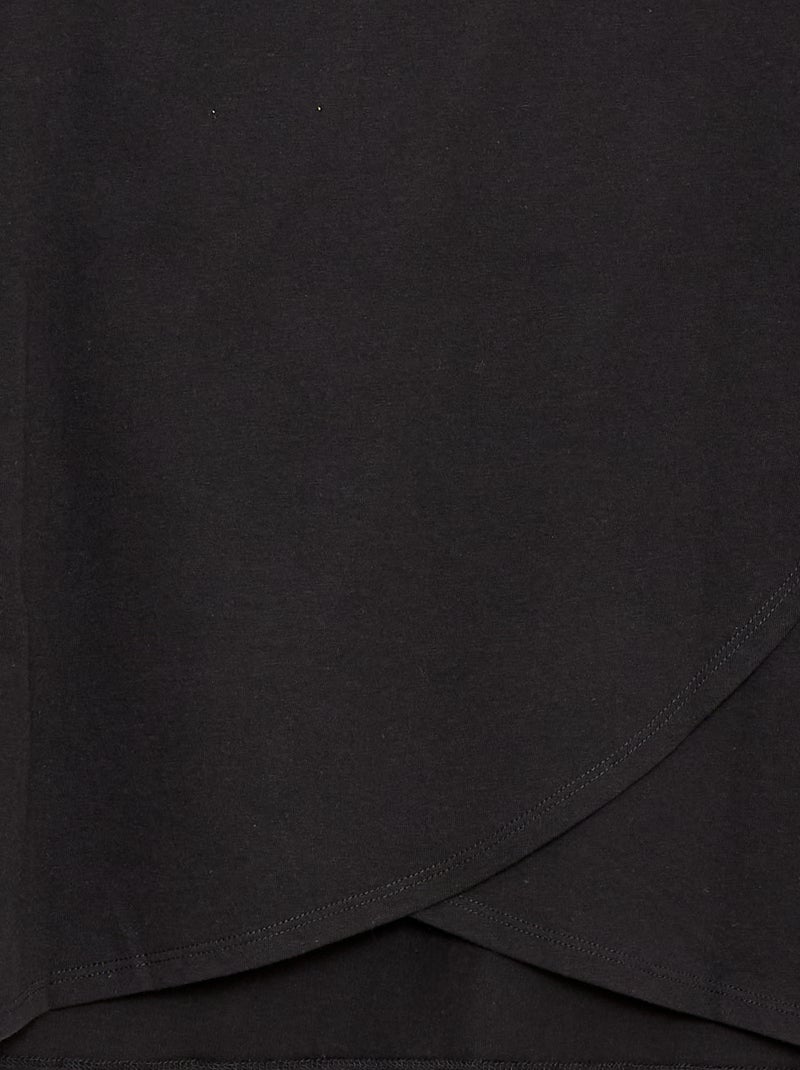 Gestreept T-shirt met klittenbandsluiting op de schouder - makkelijk aan te trekken collectie Zwart - Kiabi