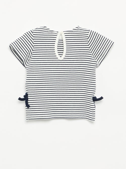 Gestreept T-shirt met korte mouwen en strikjes - Kiabi Gestreept T-shirt met korte mouwen en strikjes - Kiabi