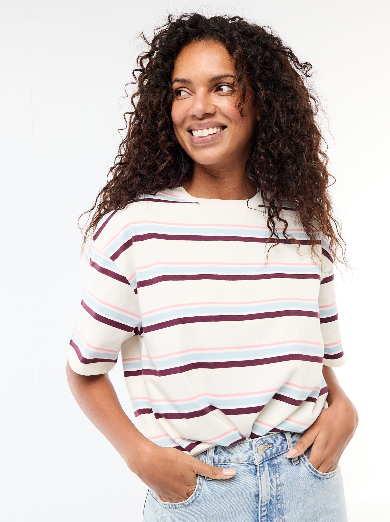 Gestreept T-shirt van jerseytricot met korte mouwen