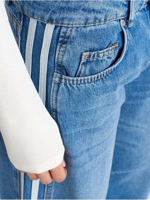 Gestreepte denim jeans met hoge taille en wijde pijp dilvin - Kiabi Gestreepte denim jeans met hoge taille en wijde pijp dilvin - Kiabi