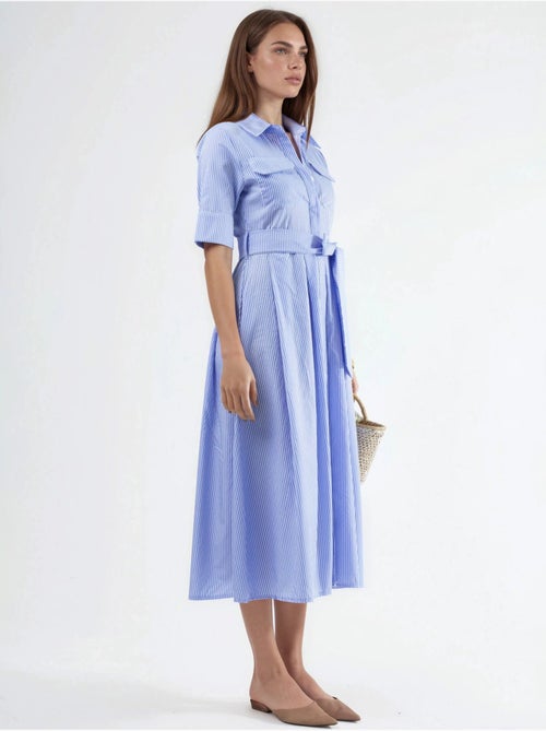 Gestreepte midi blousejurk met ceintuur busem - Kiabi Gestreepte midi blousejurk met ceintuur busem - Kiabi