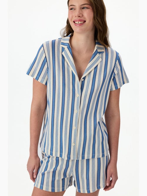 Gestreepte pointelle pyjamaset met kortemouwshirt en short penti - Kiabi Gestreepte pointelle pyjamaset met kortemouwshirt en short penti - Kiabi