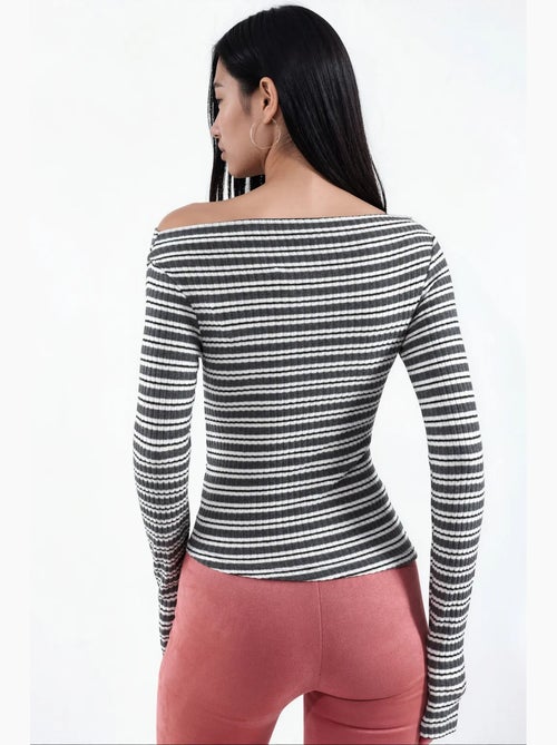 Gestreepte ribgebreide top met boothals busem - Kiabi