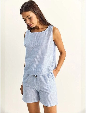 Gestreepte seersucker blouse- en shortset lucci