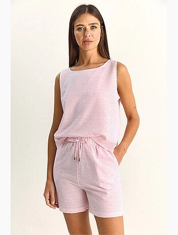 Gestreepte seersucker blouse- en shortset lucci