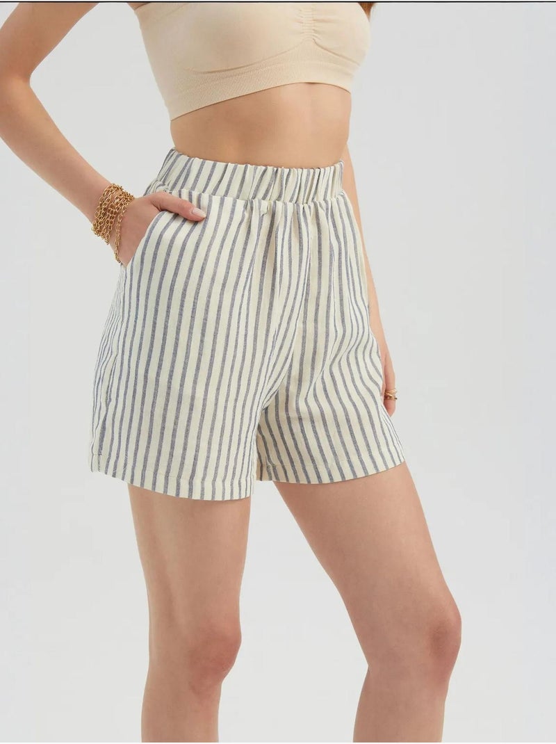 Gestreepte shorts met hoge taille en elastische taille Natuurlijk beige - Kiabi