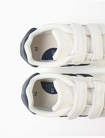 Gestreepte sneakers met klittenbandsluitingen
