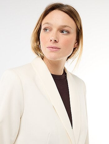 Getailleerde blazer met sjaalkraag