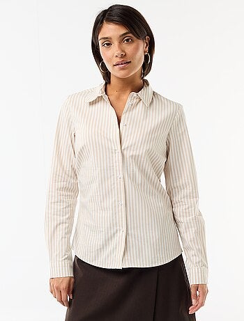 Aansluitende blouse met Italiaanse kraag