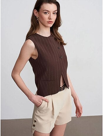 Getailleerde Crêpe Short Met Hoge Taille En Riem
